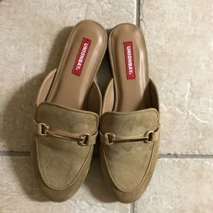 Women’s mules. Size 7. Camel color.